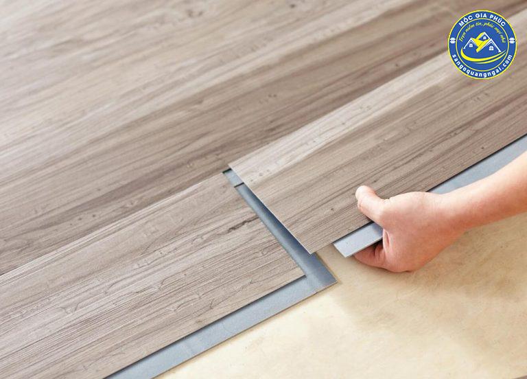 sàn gỗ hèm khóa